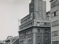 Trg bana Jelačića, Hotel Milinov izgrađen 1929. godine